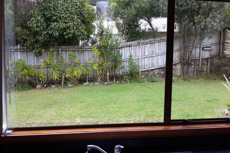 Photo of property in 66 Caribbean Drive, Unsworth Heights, Auckland, 0632