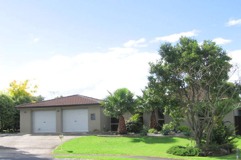Photo of property in 11 Jane Gifford Place, Half Moon Bay, Auckland, 2012