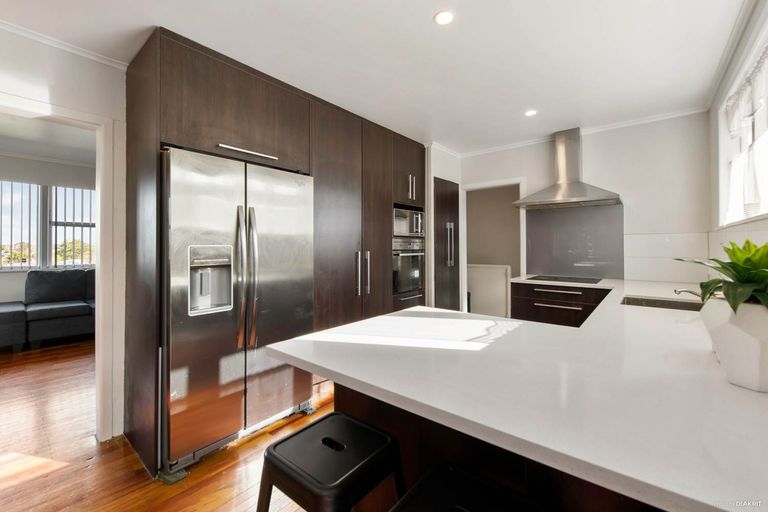 Photo of property in 75 Mahia Road, Manurewa, Auckland, 2102