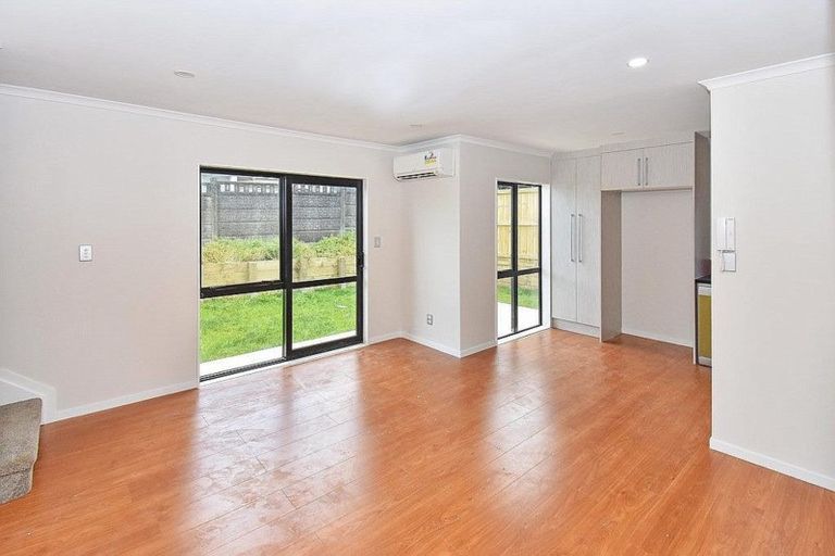 Photo of property in 3/36 Victoria Road, Devonport, Auckland, 0624