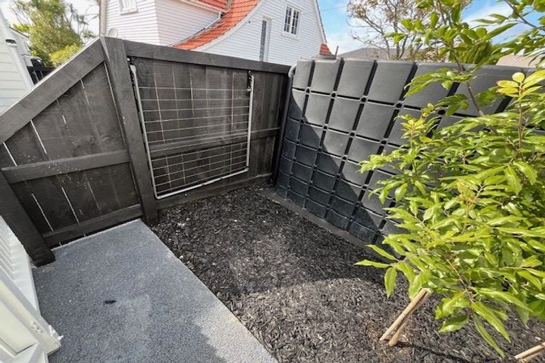 Photo of property in 159b Birkenhead Avenue, Birkenhead, Auckland, 0626