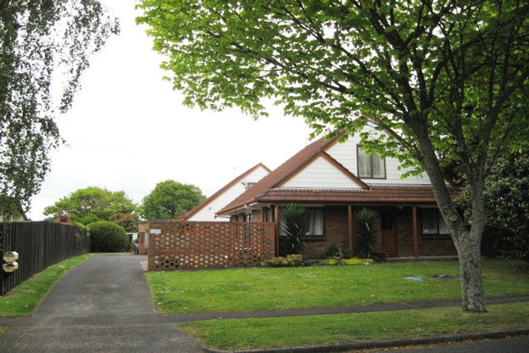 Photo of property in 6a Kindergarten Drive, Conifer Grove, Takanini, 2112