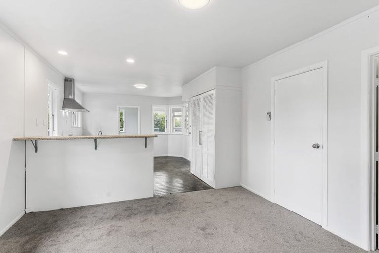 Photo of property in 1/49 Kelvin Road, Papakura, 2110