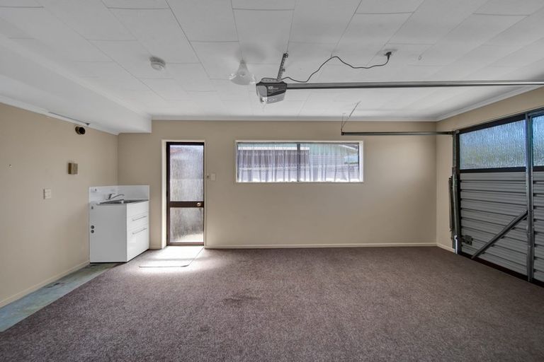 Photo of property in 1 Price Street, Westown, New Plymouth, 4310