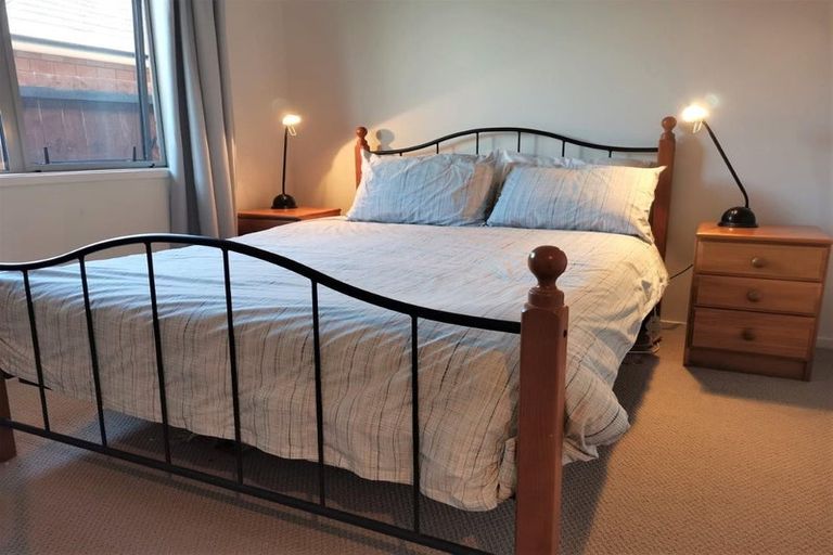 Photo of property in 5 Kowi Lakes Drive, One Tree Point, 0118