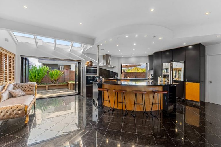 Photo of property in 157 Beach Road, Castor Bay, Auckland, 0620