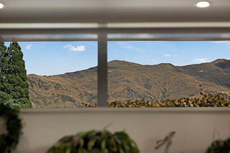 Photo of property in 76 Roche Street, Wanaka, 9305