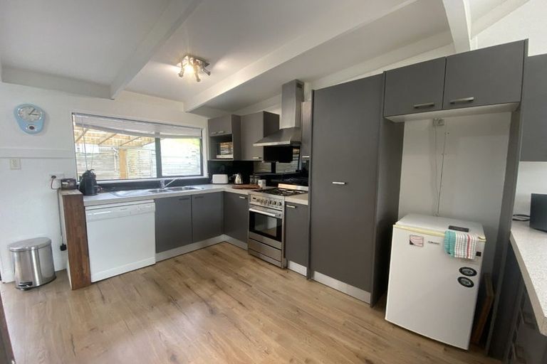 Photo of property in 18 Webster Place, Picton, 7220