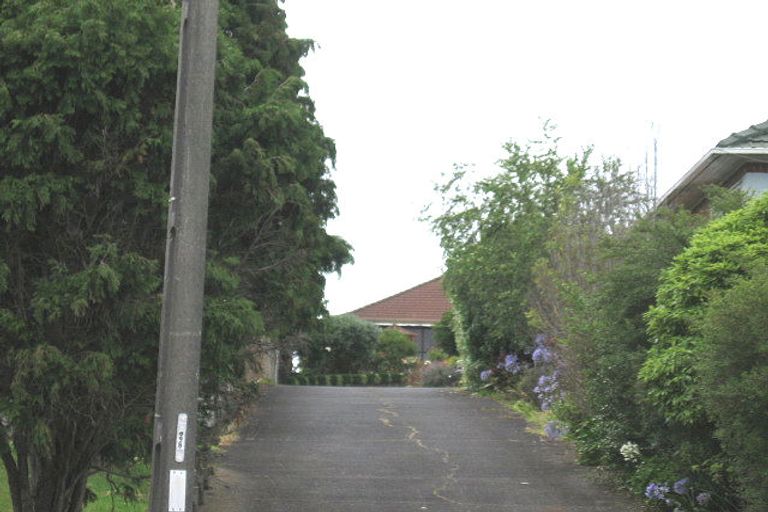 Photo of property in 2/198 Blockhouse Road, Avondale, Auckland, 0600