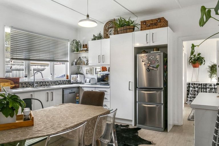 Photo of property in 33 Rangipoia Place, Turangi, 3334