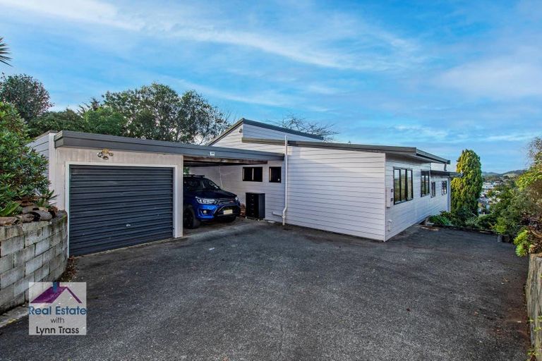 Photo of property in 13 Barclay Place, Te Kamo, Whangarei, 0112