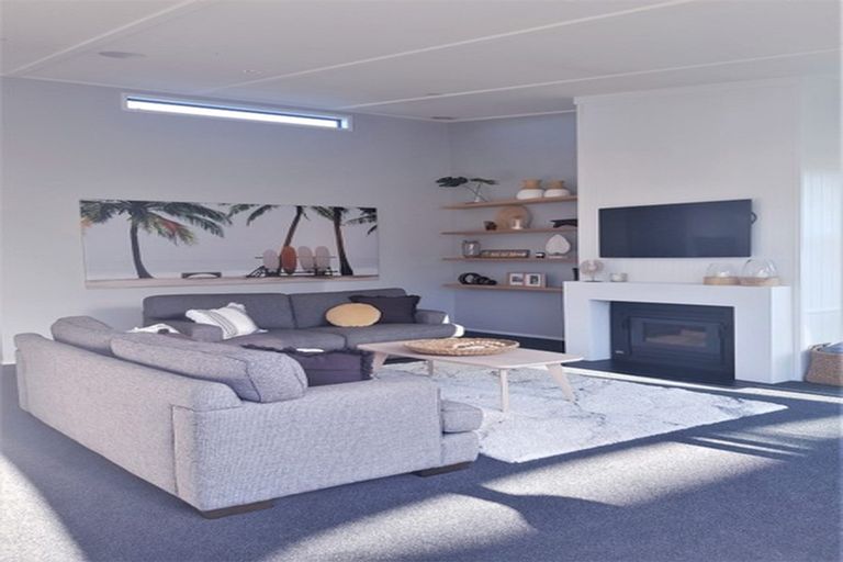 Photo of property in 10 Sarcodia Place, Papamoa Beach, Papamoa, 3118