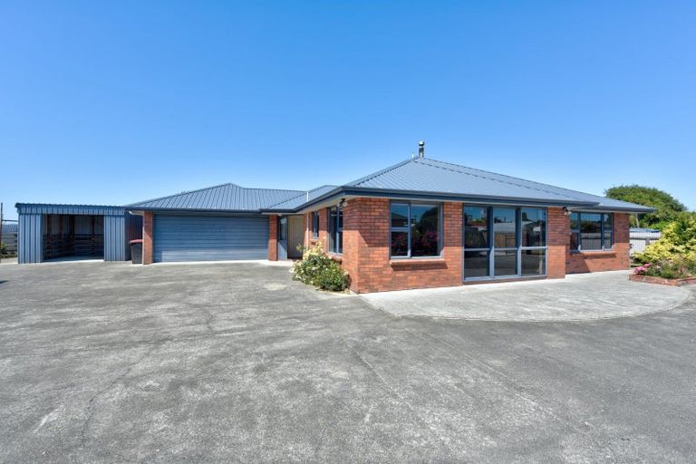 Photo of property in 37 Manse Street, Edendale, 9825