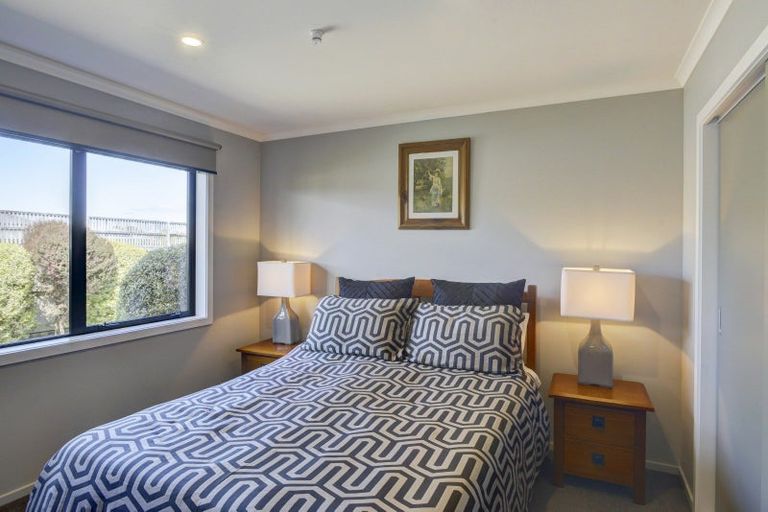 Photo of property in 7 Routhan Way, Carterton, 5713