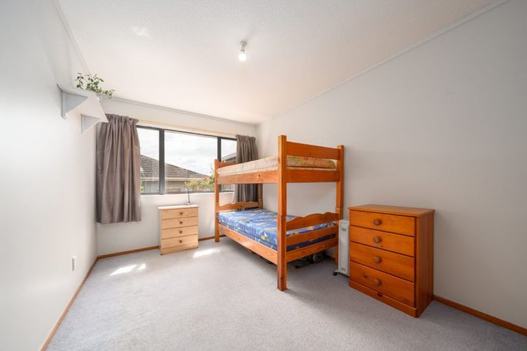 Photo of property in 5 Longmont Terrace, Churton Park, Wellington, 6037