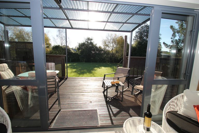 Photo of property in 10 Douglas Street, Allanton, Mosgiel, 9092