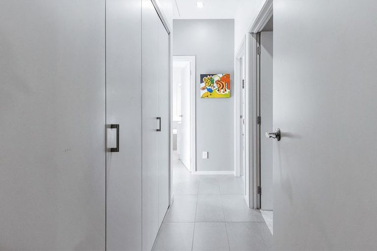 Photo of property in 15 Parata Street, Two Mile Bay, Taupo, 3330