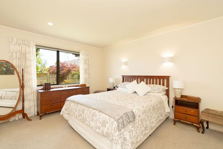 Photo of property in 12 Corfe Castle Lane, Levin, 5510