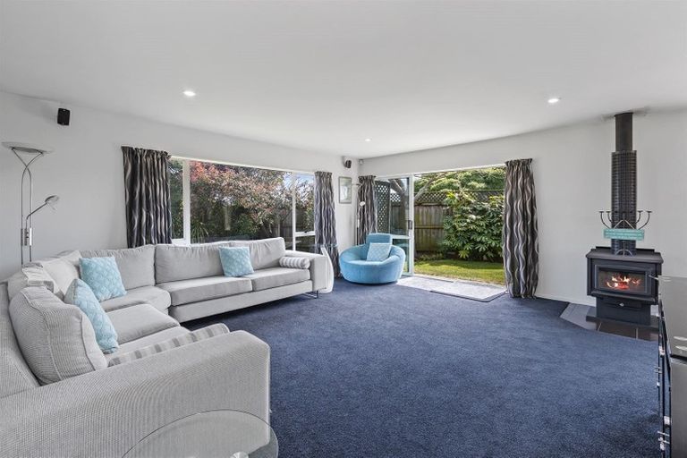 Photo of property in 2/24 Sea Eagles Place, North New Brighton, Christchurch, 8083