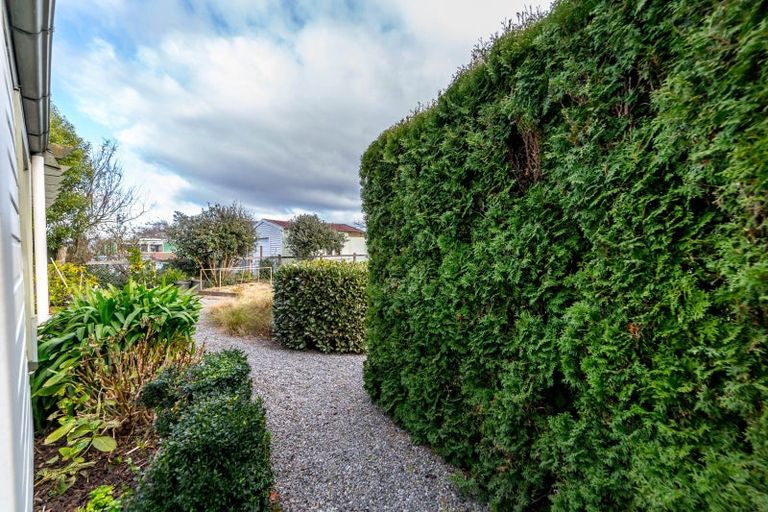 Photo of property in 24 Wyndham Street, Carterton, 5713