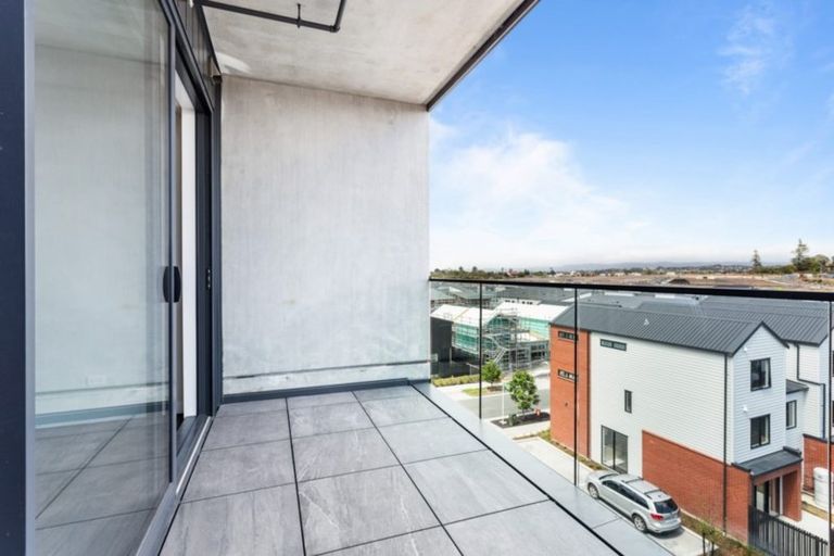 Photo of property in 102/57 Mapou Road, Hobsonville, Auckland, 0616
