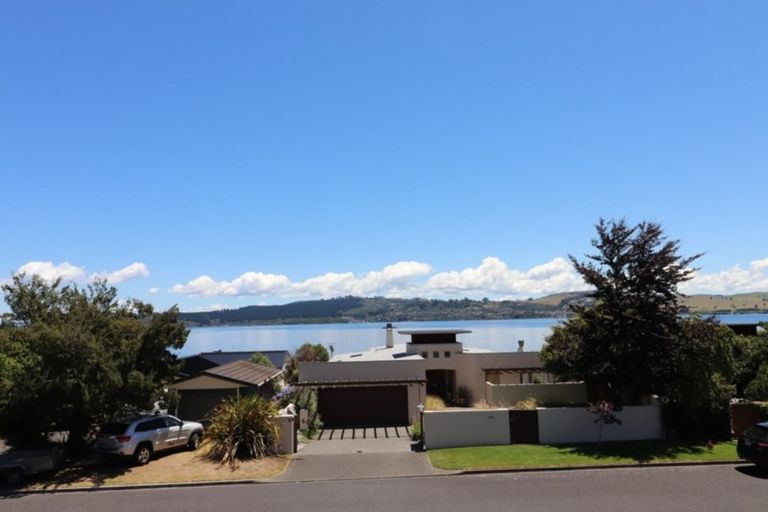 Photo of property in 5 Oregon Drive, Rainbow Point, Taupo, 3330