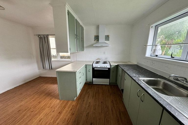 Photo of property in 16 Thompson Terrace, Manurewa, Auckland, 2102