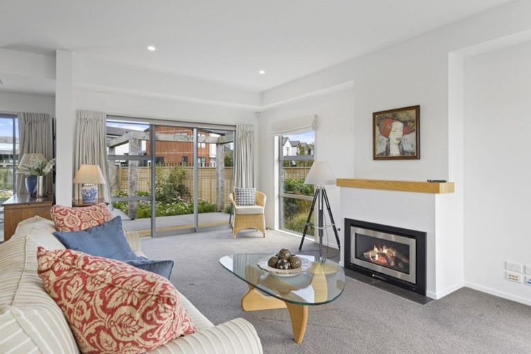 Photo of property in 7 Packard Crescent, Halswell, Christchurch, 8025