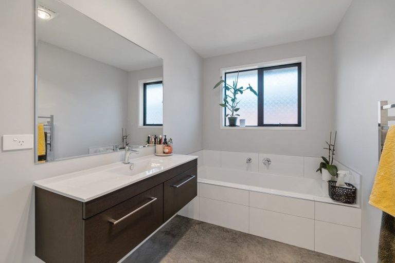 Photo of property in 4 Tangaroa Street, Waitara, 4320