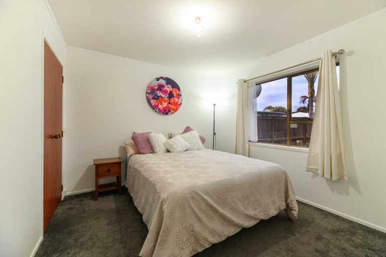 Photo of property in 1/8 Koromiko Street, New Lynn, Auckland, 0600
