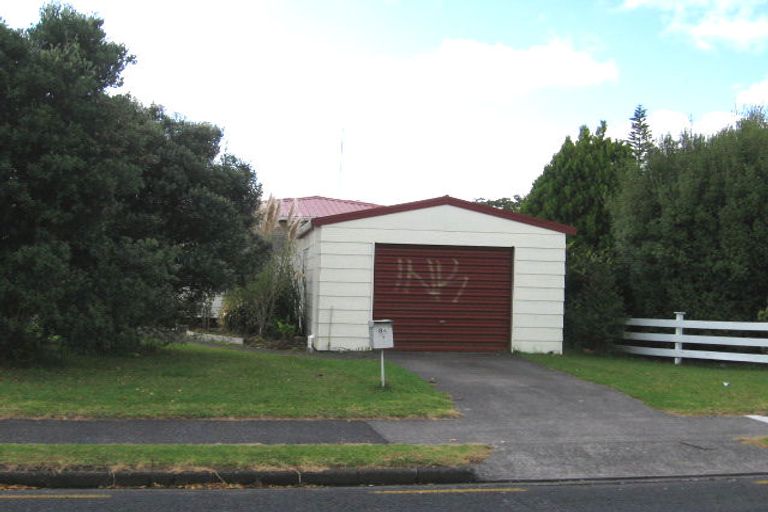 Photo of property in 8b Poinsettia Place, Henderson, Auckland, 0610
