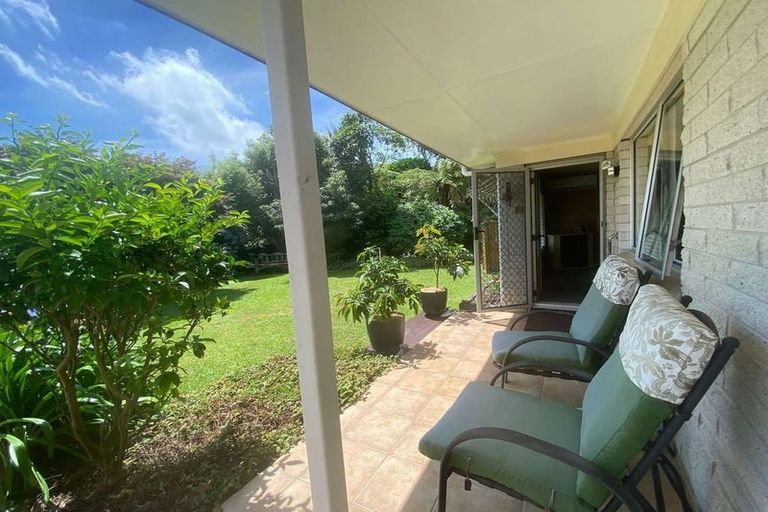 Photo of property in 3b Leo Place, Kawaha Point, Rotorua, 3010