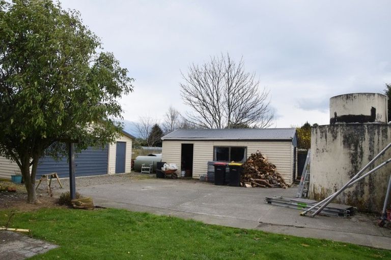 Photo of property in 74 Dalry Street, Wallacetown, 9816