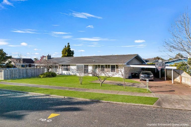 Photo of property in 1 D'arcy Place, Taradale, Napier, 4112