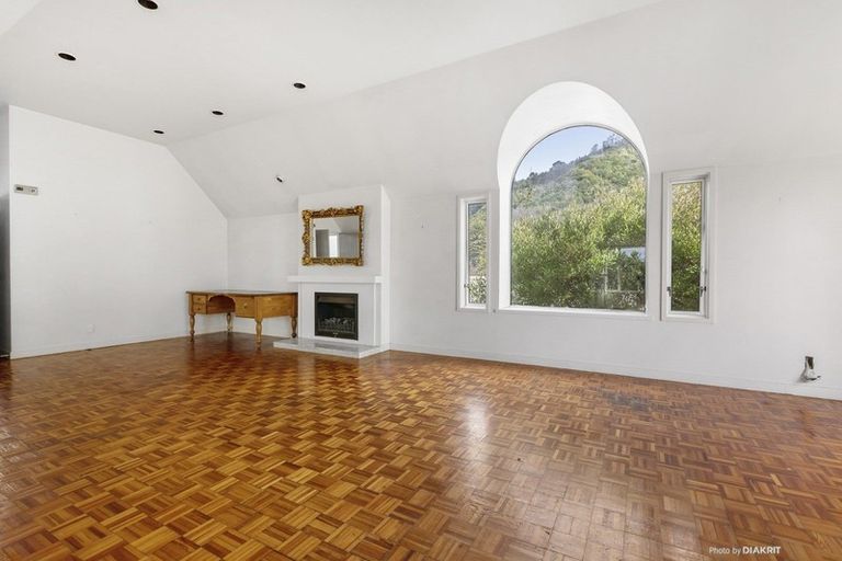 Photo of property in 100 Hill Street, Thorndon, Wellington, 6011