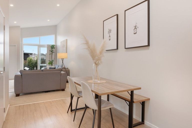 Photo of property in 20b Komata Crescent, Papamoa Beach, Papamoa, 3118