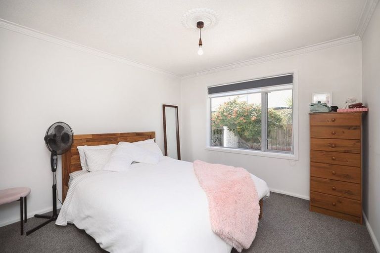 Photo of property in 80 Pacific Road, North New Brighton, Christchurch, 8083
