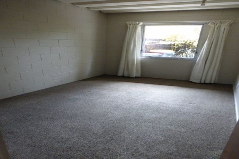 Photo of property in 2/273 Riccarton Road, Upper Riccarton, Christchurch, 8041