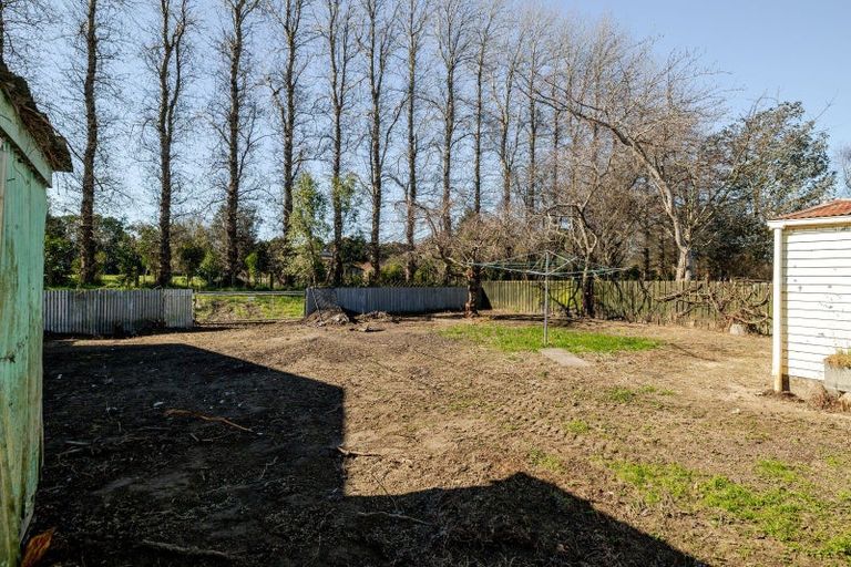 Photo of property in 16 Hamilton Street, Pahiatua, 4910