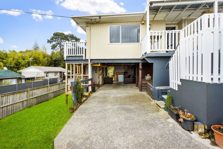 Photo of property in 1/323 Triangle Road, Massey, Auckland, 0614