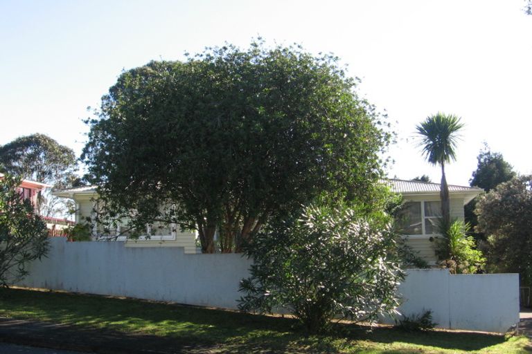 Photo of property in 29 Paewai Road, Glen Eden, Auckland, 0602