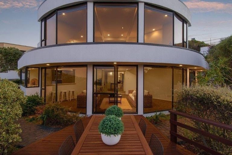 Photo of property in 5 Ledger Lane, Mount Pleasant, Christchurch, 8081