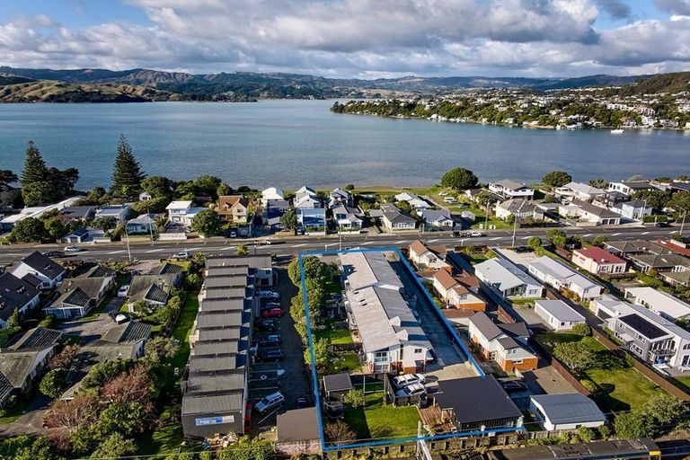 Photo of property in 3/35 Mana Esplanade, Paremata, Porirua, 5026