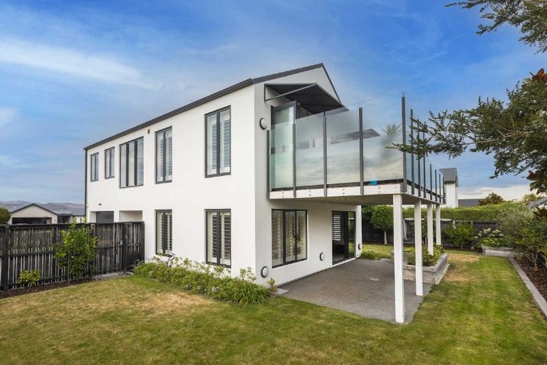 Photo of property in 59 Waterstock Way, Parklands, Christchurch, 8083