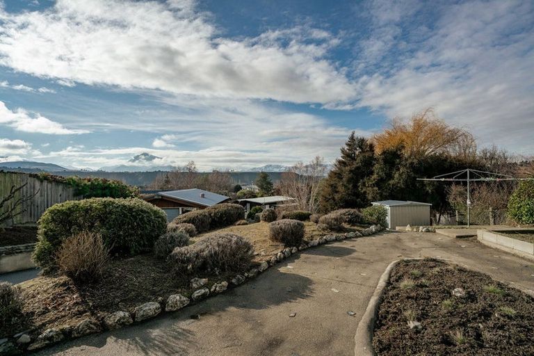Photo of property in 138 Lagoon Avenue, Albert Town, Wanaka, 9305