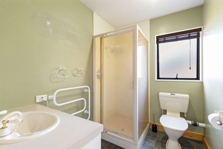 Photo of property in 60b Wynyard Crescent, Fernhill, Queenstown, 9300