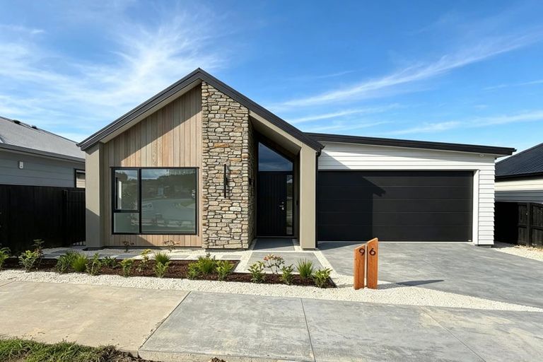Photo of property in 96 Huanui Drive, Wainui, 0992