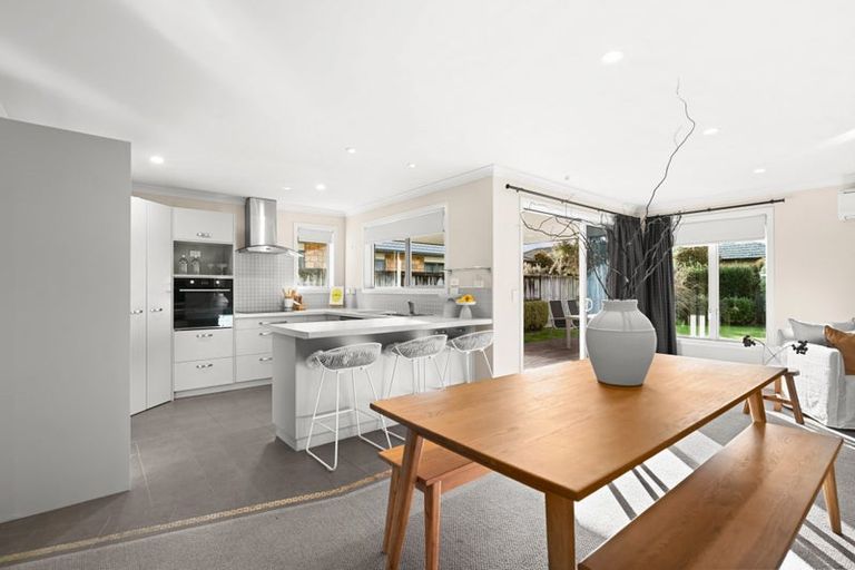 Photo of property in 14 Tulip Drive, Cambridge, 3434