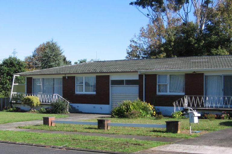 Photo of property in 3/1 Roseburn Place, Pakuranga, Auckland, 2010