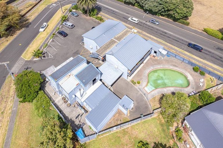 Photo of property in 1 Hurworth Place, College Estate, Whanganui, 4500